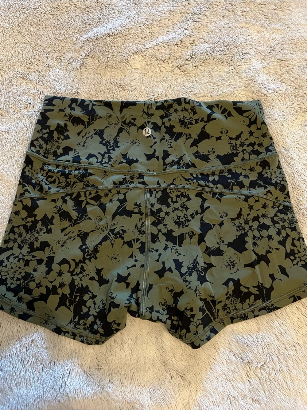 Lululemon Olive Green Floral Performance Shorts NWOT Size 8